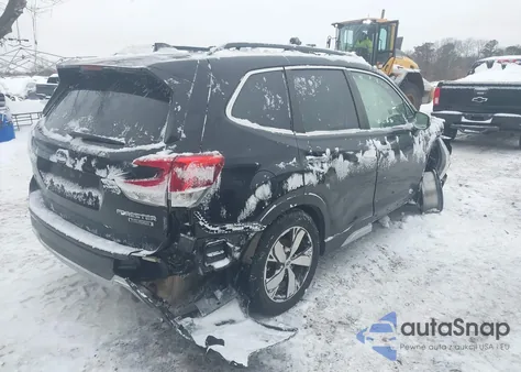 2019 Subaru Forester Touring z USA, uszkodzony, nr VIN JF2SKAWC1KH529375